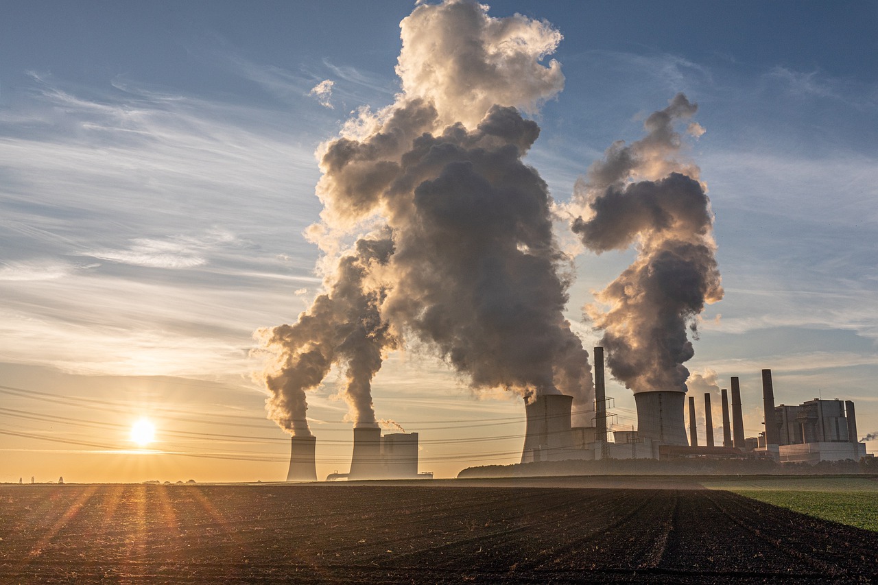 Currently, the UK contributes 1% to global carbon dioxide emissions, while in contrast, China emits 30% of the world’s Co2, up from just 5% in 1965.